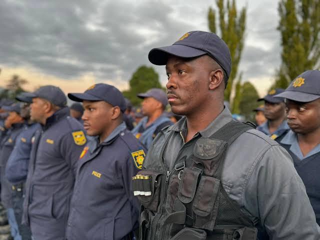 South African Police Service (Saps) Ranks & Salary Structure (2026 Updated Guide)